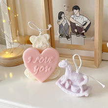 Load image into Gallery viewer, ILY bear candle
