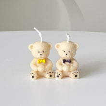Load image into Gallery viewer, mini bear candle
