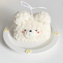 Load image into Gallery viewer, creamy bear candle
