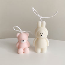 Load image into Gallery viewer, rabbit bear candle

